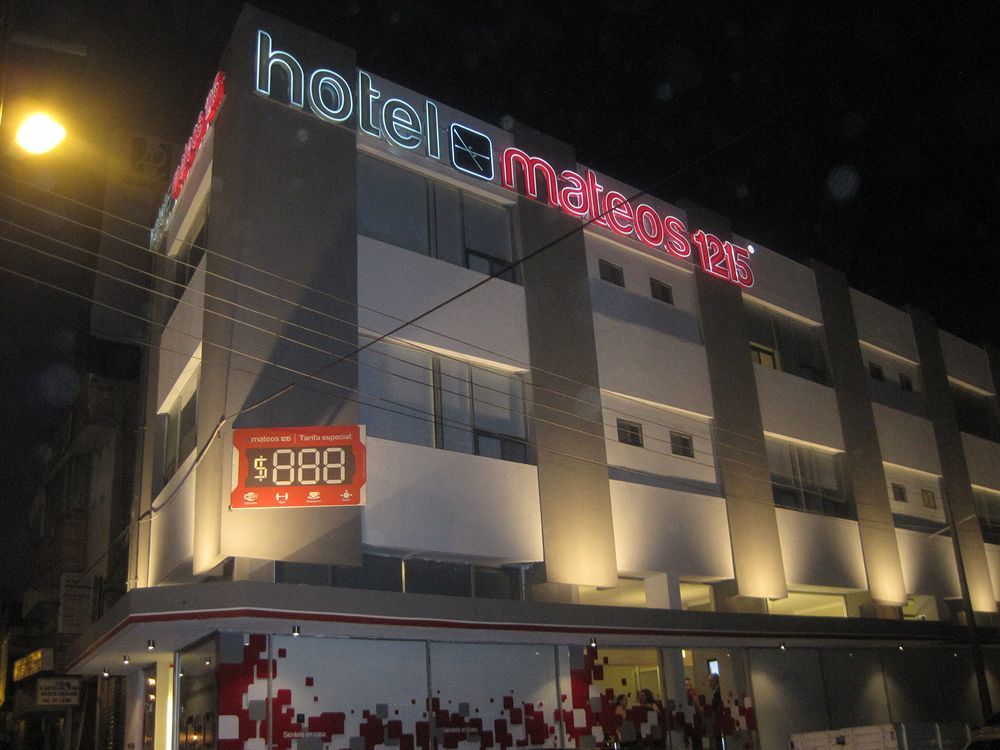 Hotel Mateos 1215 เลออน ภายนอก รูปภาพ